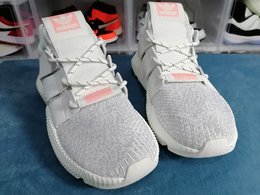 图2_阿迪Adidas Originals Prophere 刺猬 区别市面鞋面凹塌版本 以鲜明态度 亮眼设计 力求开启街头潮流新时代 融合夸张比例和别致纹理 搭配造型感侧帮 含针织鞋面和舒适中底 常规型剪裁 系带设计 弹力鞋舌束带 针织鞋面 织物衬里 橡胶外底 聚氨酯中底 舒适OrthoLite 鞋垫 穿着舒适 官方货号 36 44