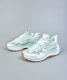 图3_终端放店Sacai x NK Pegasus VaporFly SP