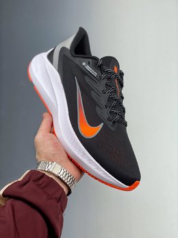 图1_公司级Nike Zoom Winflo 7X 登月新款运动休闲缓震跑步鞋 货号 CJ0291 011尺码39 40 40 5 41 42 42 5 43 44 44 5 45