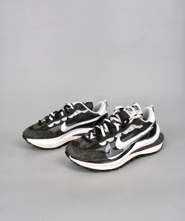图3_终端放店Sacai x NK Pegasus VaporFly SP