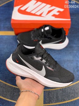 图2_耐克Nike Air Zoom Winflo 9X登月系列网透面气 训跑练步鞋 内置Zoom气垫 脚回感弹感受非常直接 货号 CZ6720 编码 0336624