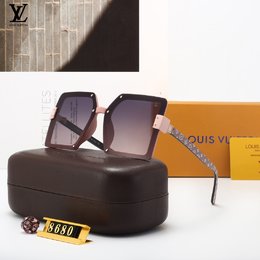 图3_2022新款 品牌 LV女士偏光太阳镜 TR90镜框 进口宝丽高清变色偏光镜片 型号 8680 颜色5色选择