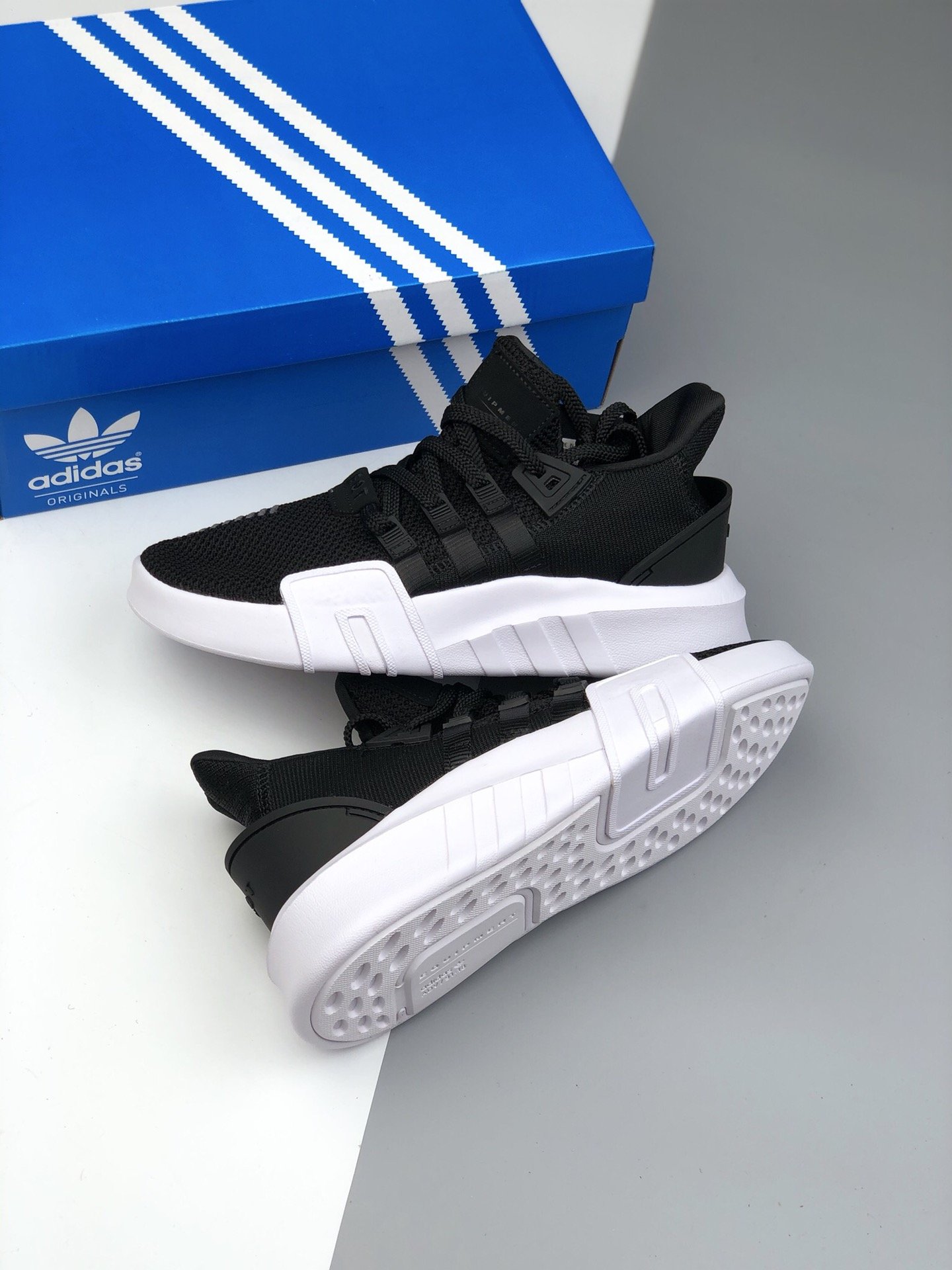 图3_adidas阿迪达斯