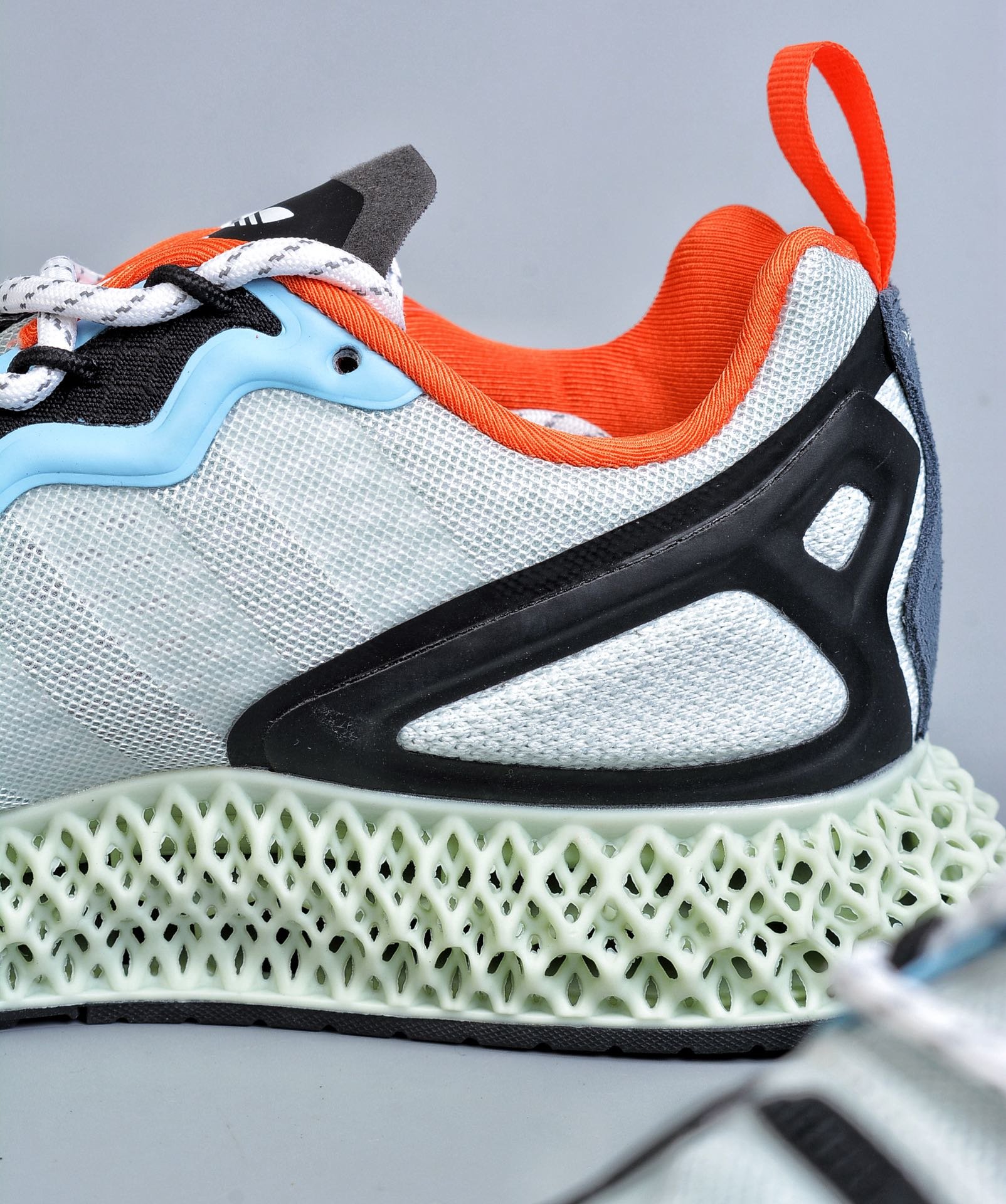 图8_adidas阿迪达斯
