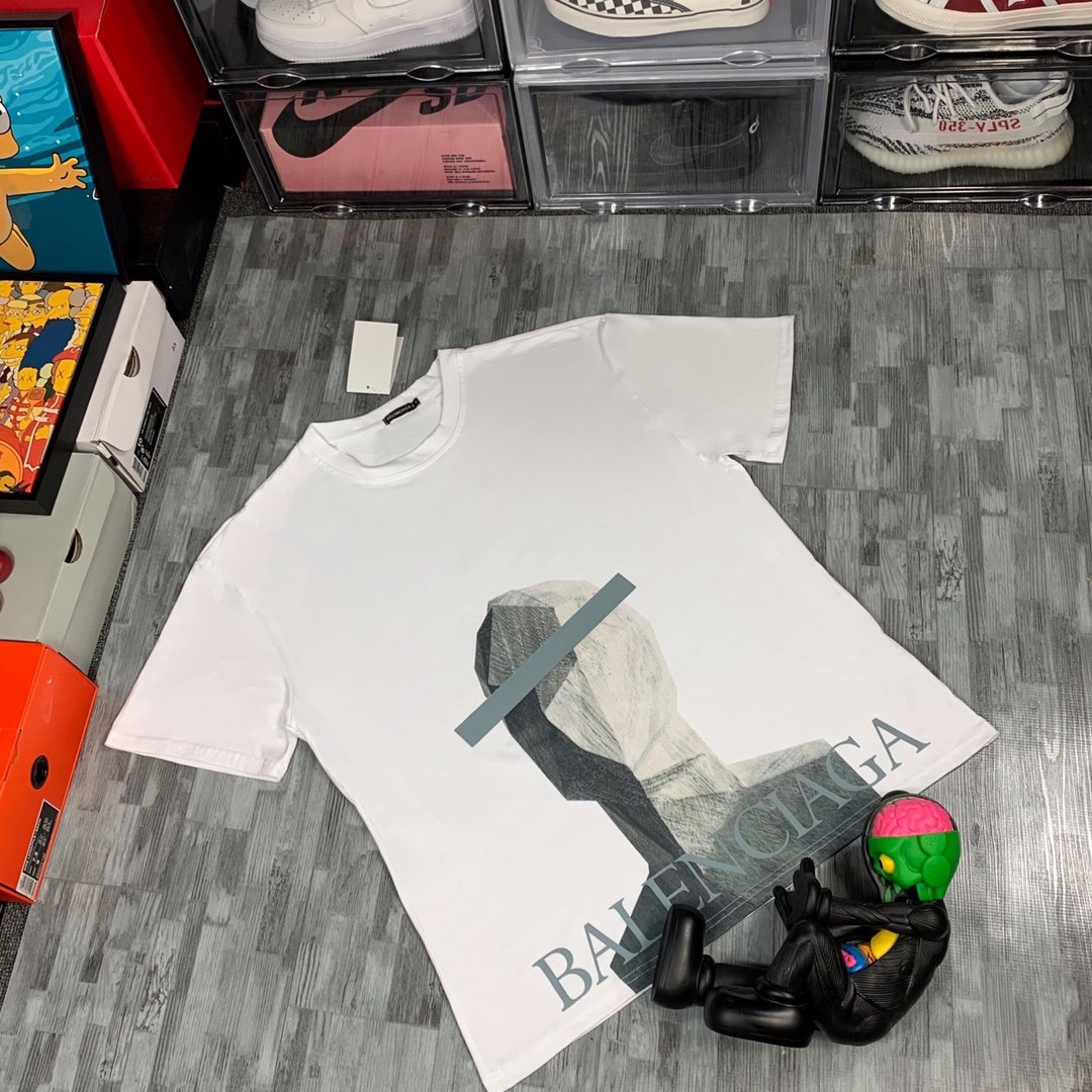 图8_balishijia巴黎世家
