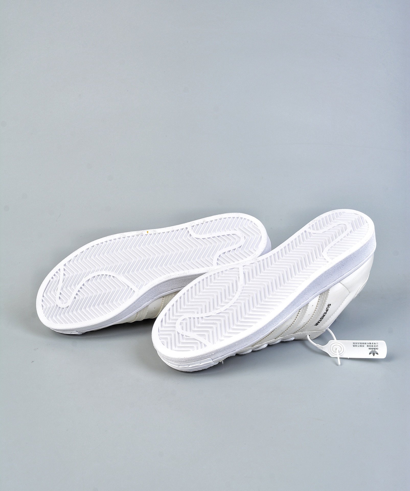 图4_adidas阿迪达斯