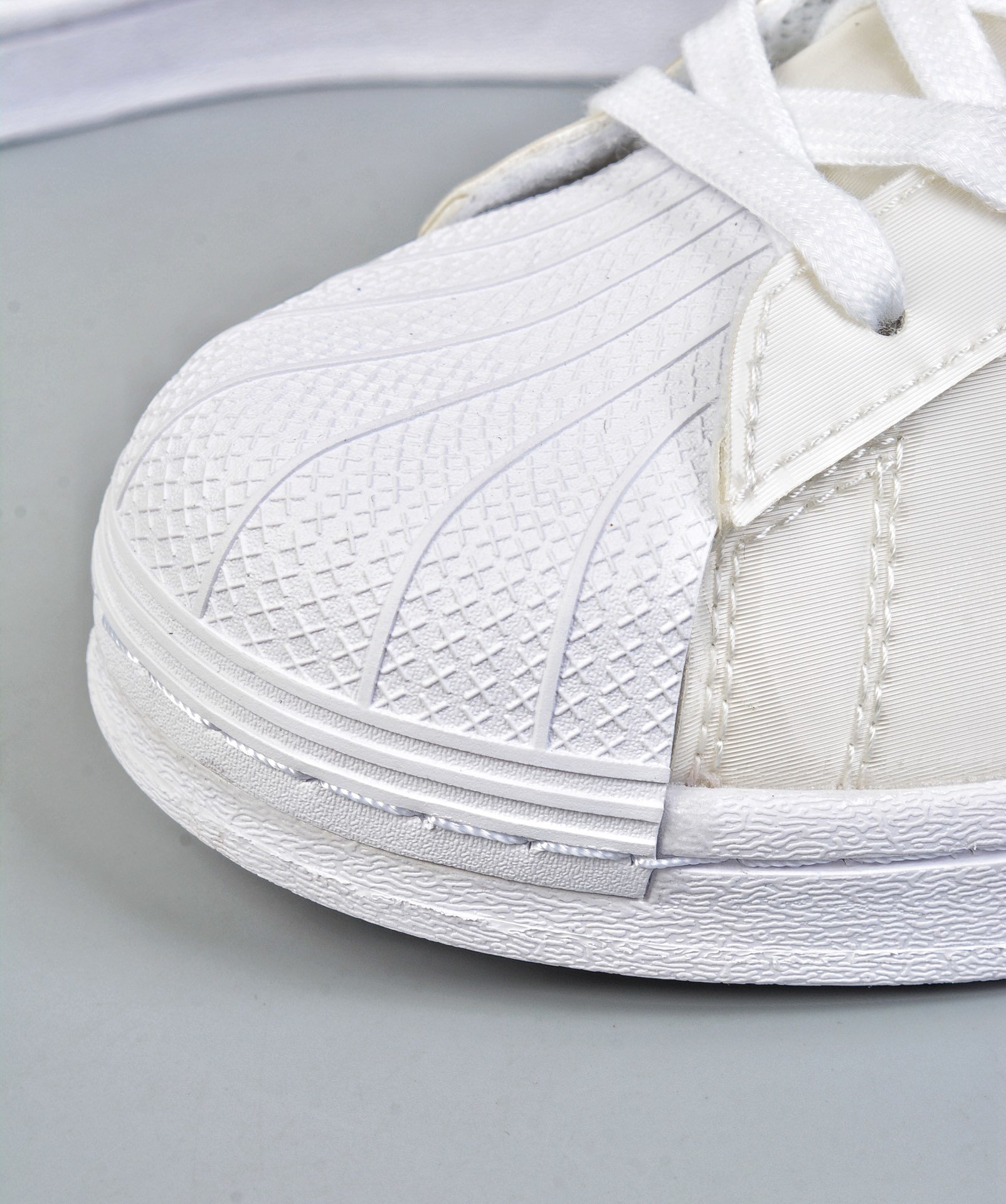 图6_adidas阿迪达斯