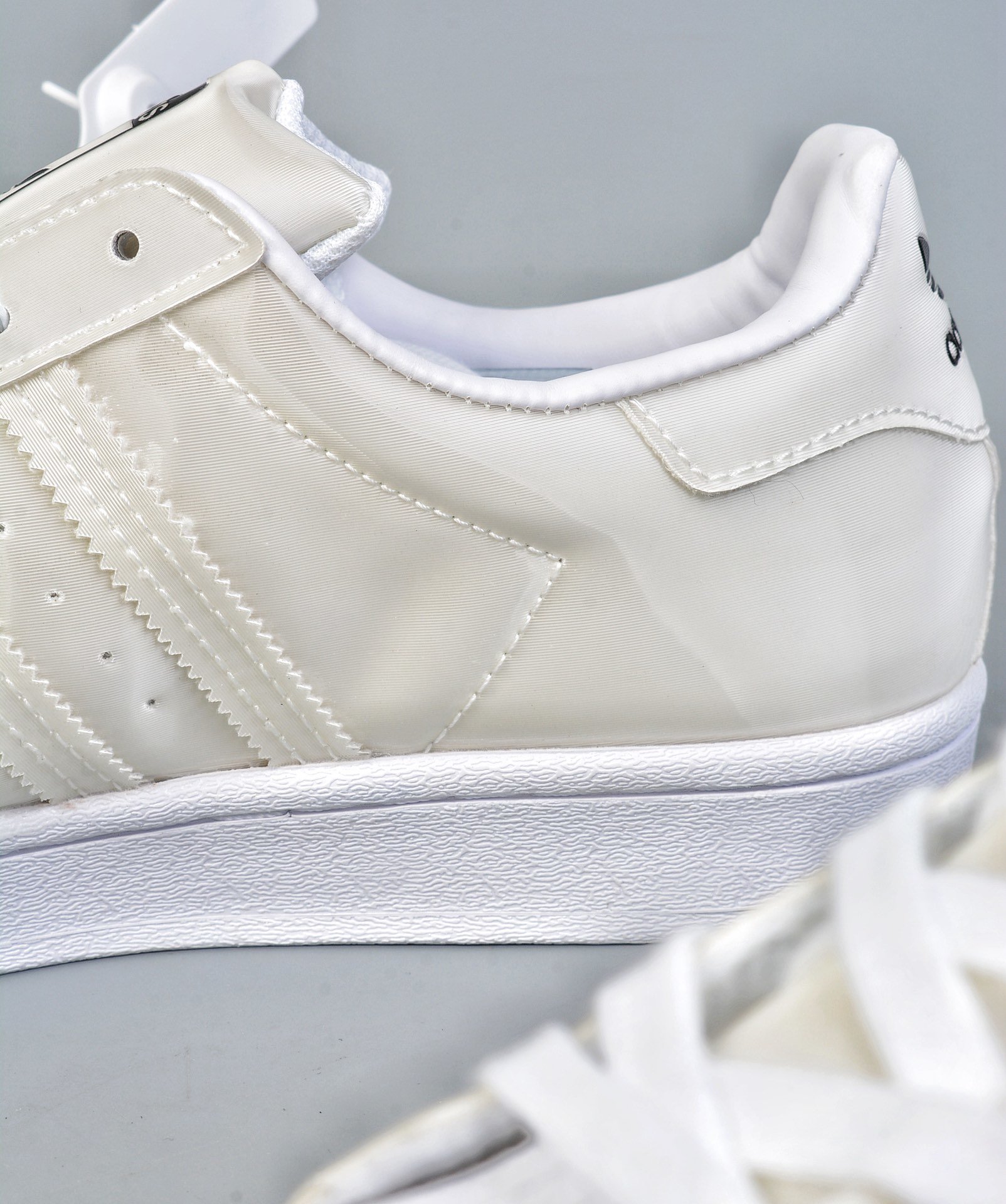 图8_adidas阿迪达斯