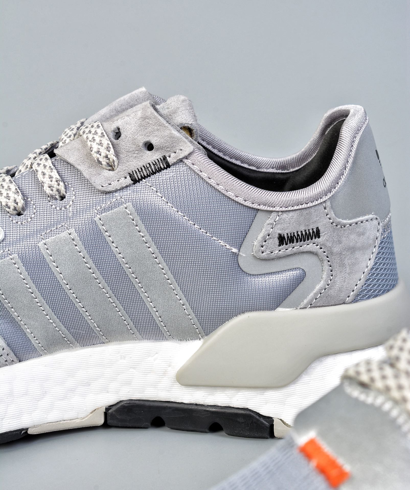 图8_adidas阿迪达斯