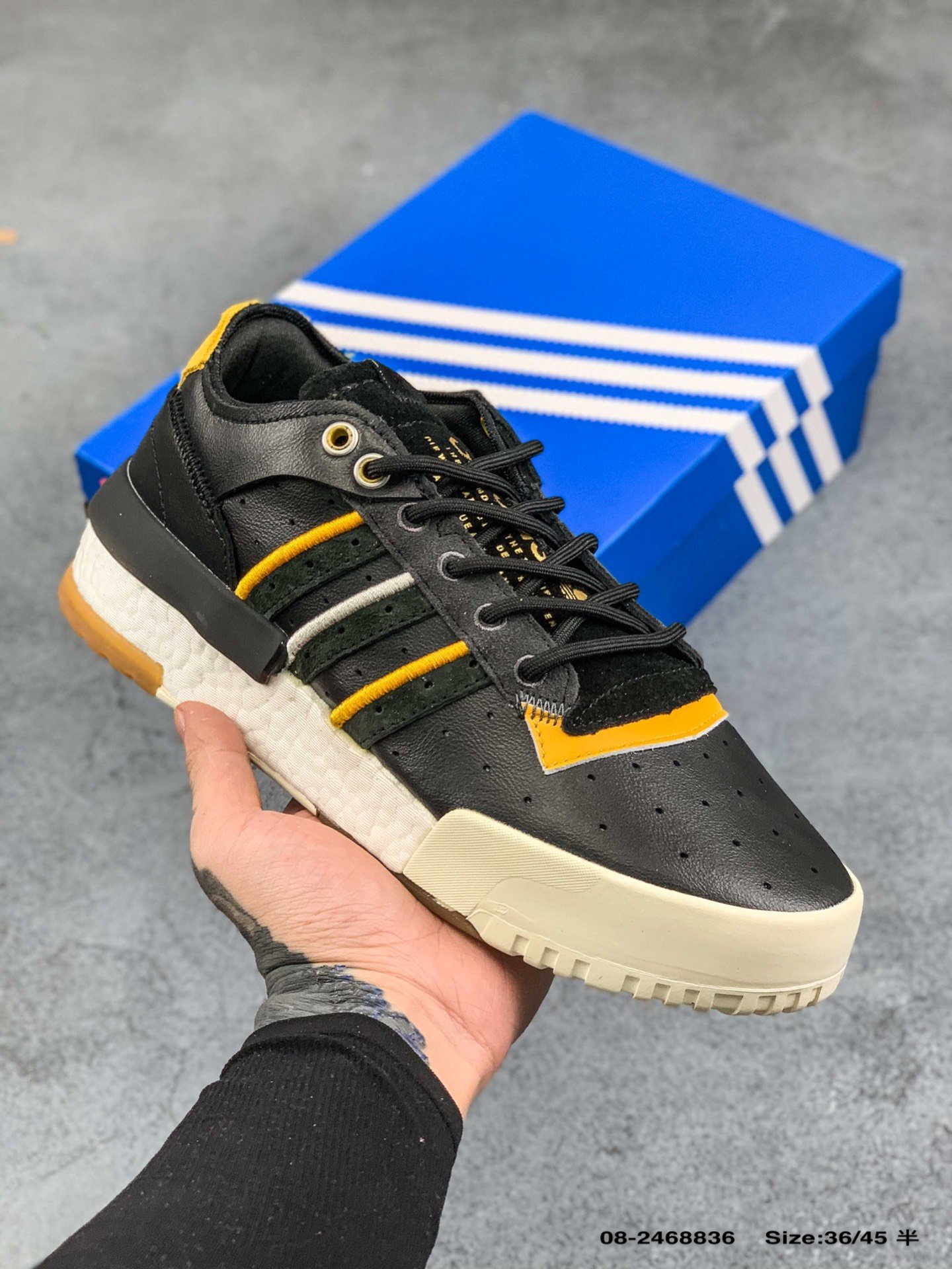 图3_adidas阿迪达斯