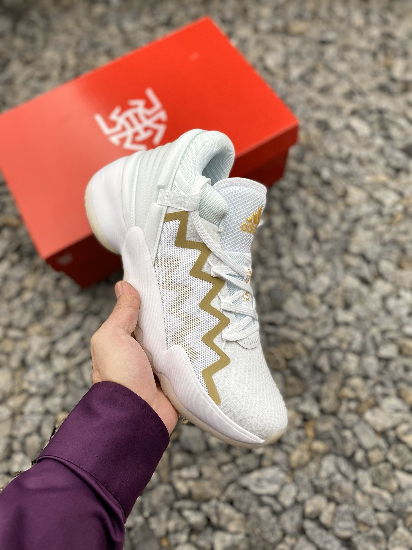 图1_adidas阿迪达斯