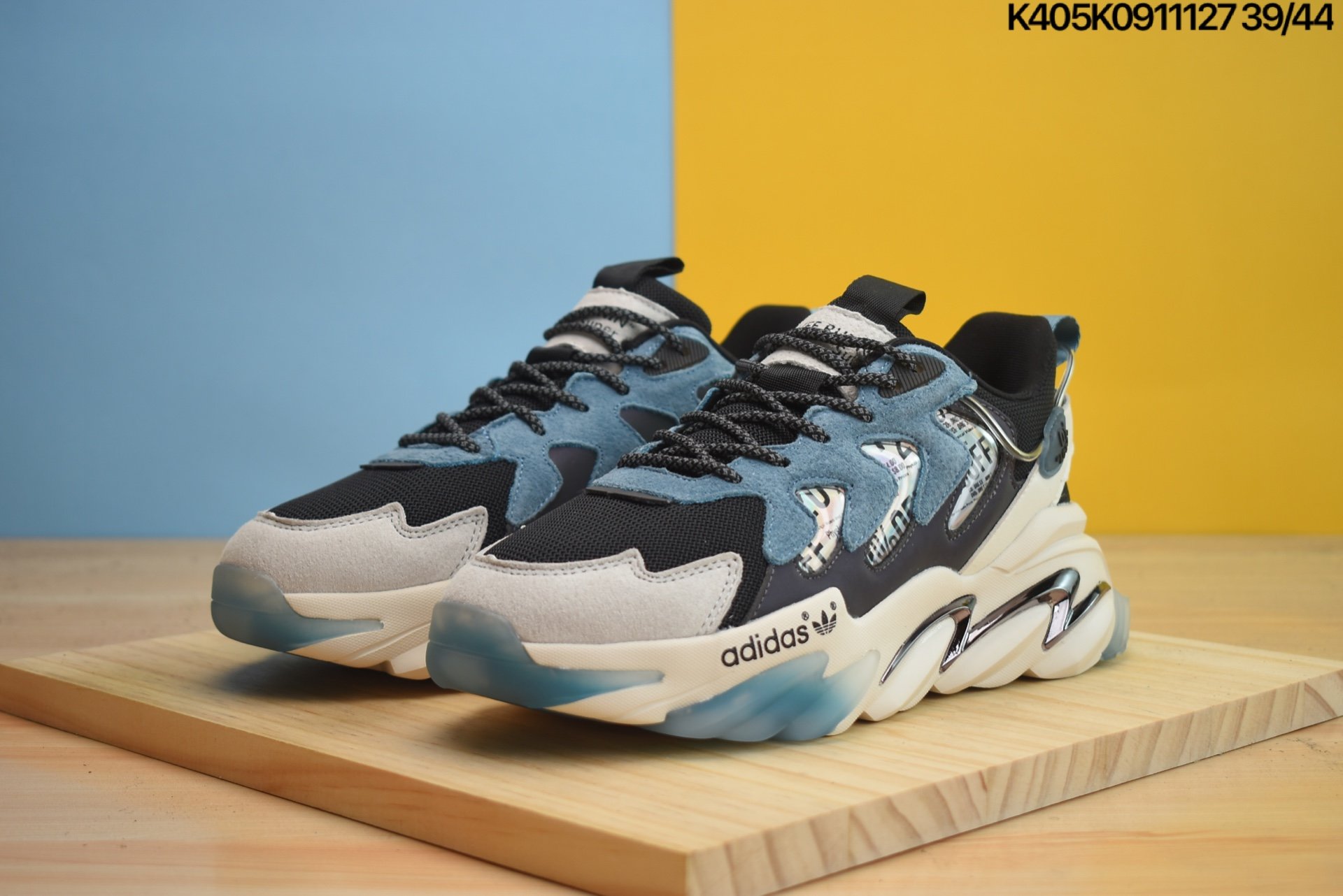 图9_adidas阿迪达斯