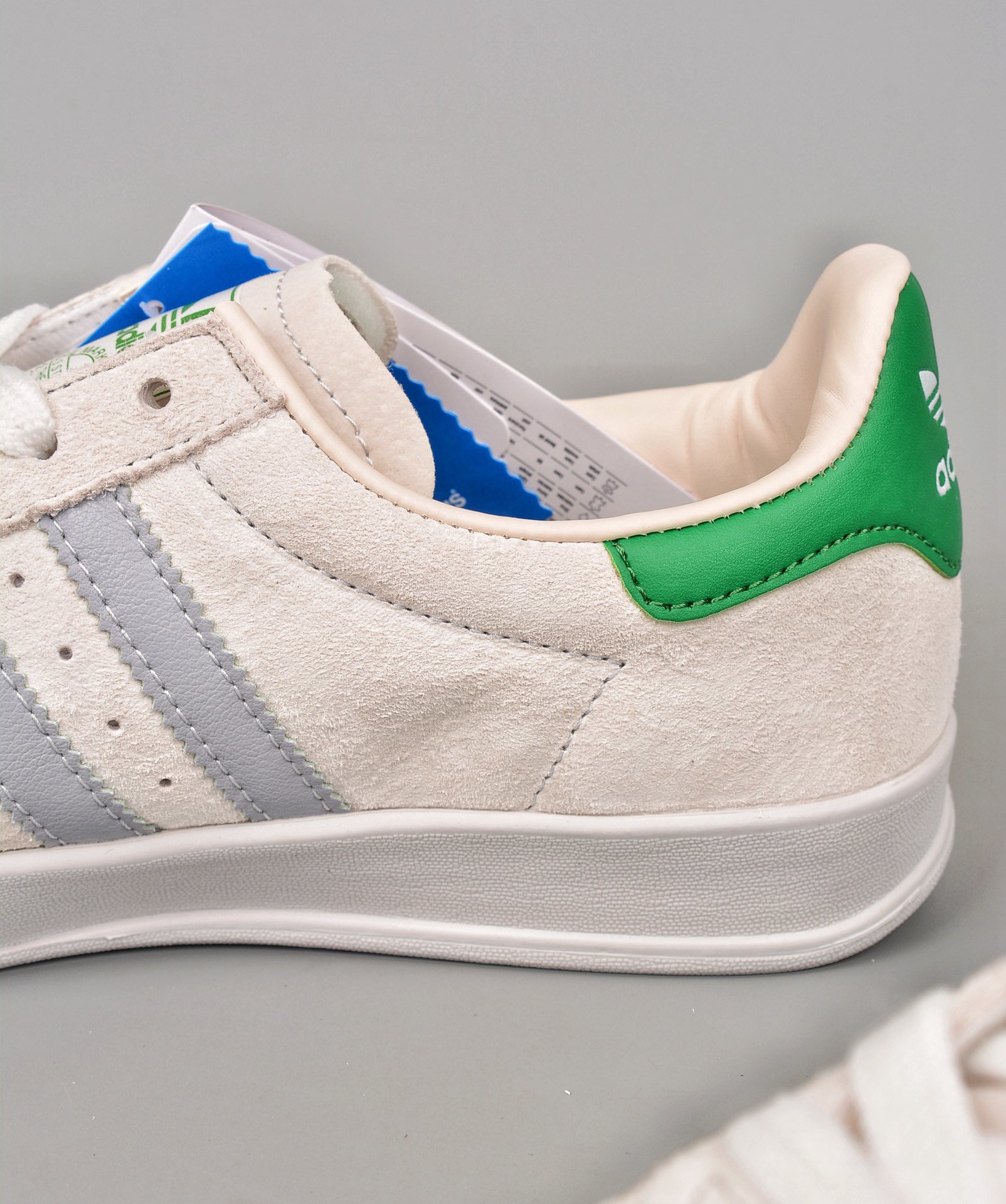 图8_adidas阿迪达斯